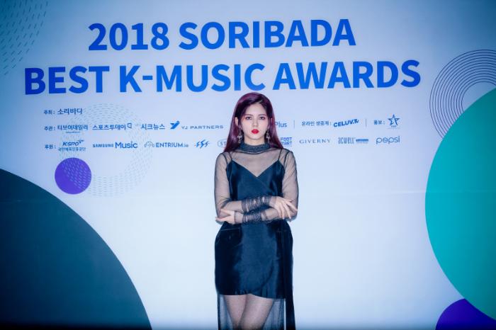 SNH48 7SENSES获新韩流海外艺人奖被誉为中国女团界C位