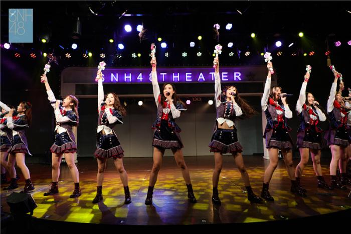 SNH48 TEAM FT《双面偶像》首演 递交成长蜕变答卷