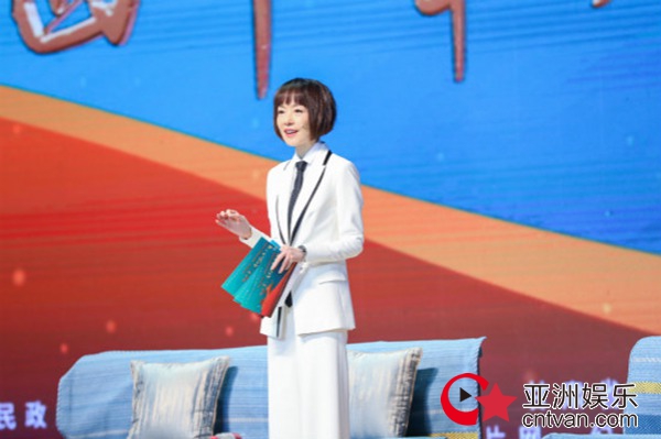 陈鲁豫出席“四十年，我们记录中国”国际短片电影展，重温年代记忆和味道