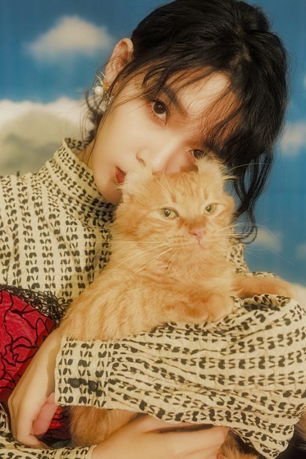 猫系少女陈瑶慵懒娇俏气质迷人