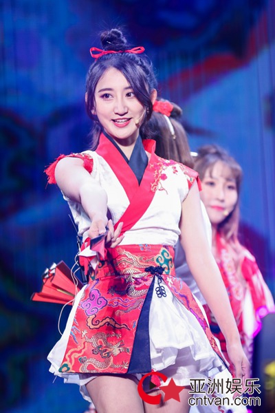 SING女团蒋申写真曝光 运动少女活力十足