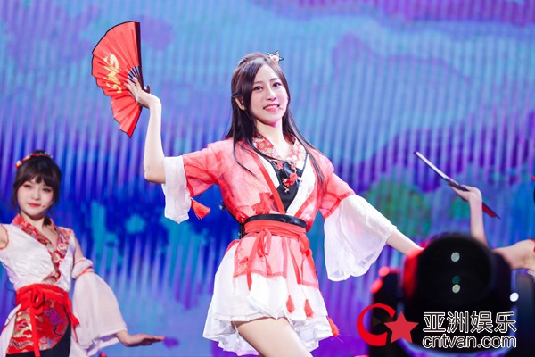 SING女团蒋申写真曝光 运动少女活力十足