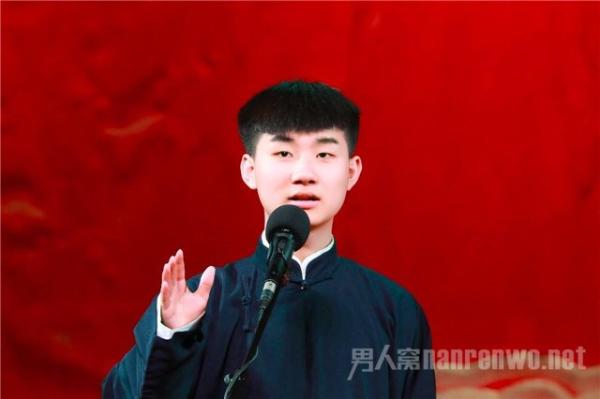 【盘点吧】张鹤伦直接晋级，盘点德云社的优秀相声演员