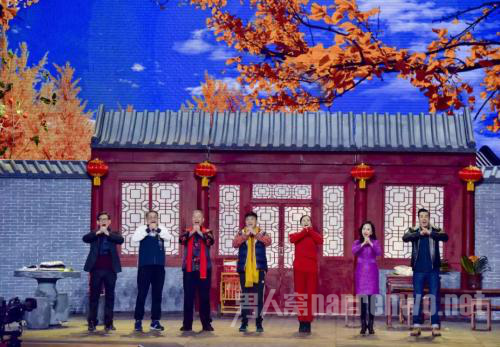 北京春晚收视六连冠 无人主持本是无奈之举