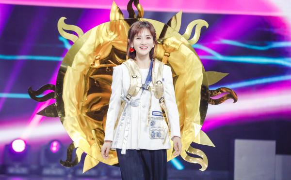 从《偶像来了》到《妻子》，谢娜为何频频成为热门综艺“回锅肉”？