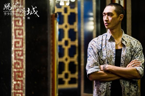 《妈阁是座城》赌城爱恨震撼人心白百何为阻胡先煦赌博纵火烧钱