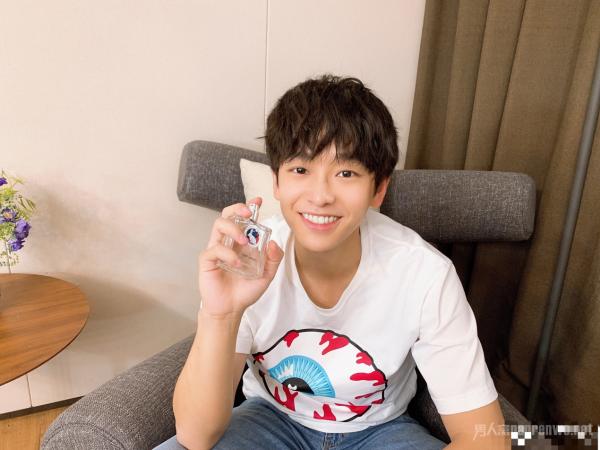 彭昱畅给张子枫戴帽子太苏了!这对兄妹CP磕定了！