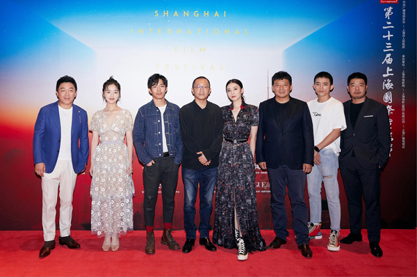 电影《风平浪静》展映热度口碑双高 邓恩熙表演获好评
