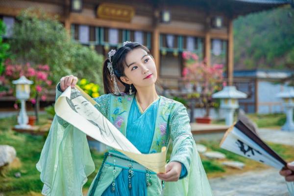 贺灵榣《一根木头》开播 夏雅灵动活泼惹人爱