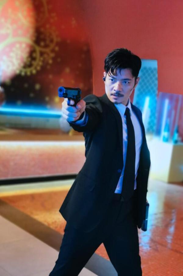 罗立群《陆行鲨》口碑获赞 《王牌保镖》接棒杀青