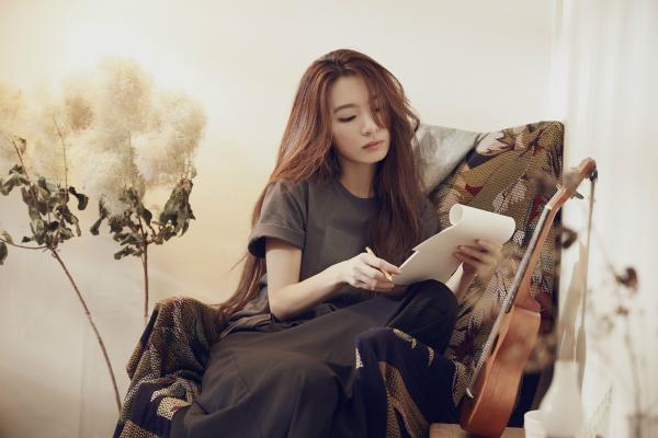 田馥甄一一巡回演唱会周边商品正式预购 倒数4周为演唱会备战彩排