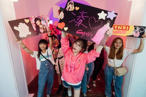 王心凌亲自写信感谢歌迷一路陪伴   俏皮逗趣演出惊喜揭晓极精选