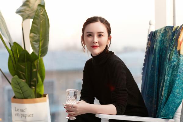 优雅依旧，刘竞导演不忘初心打造《冰美人》