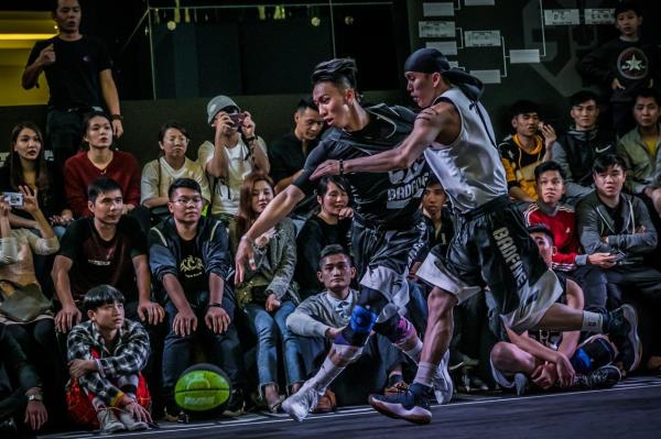 GAI周延代言李宁BADFIVE反伍 创作同名单曲《反伍》今日上线