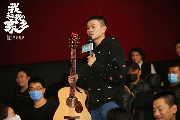 《我和我的家乡》喜剧天团首映礼大会师 “最中国的全民电影”168次笑声与眼泪齐飞