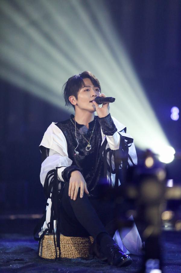 刘端端《跨界歌王》演绎金庸舞台剧 戏剧功底全场好评