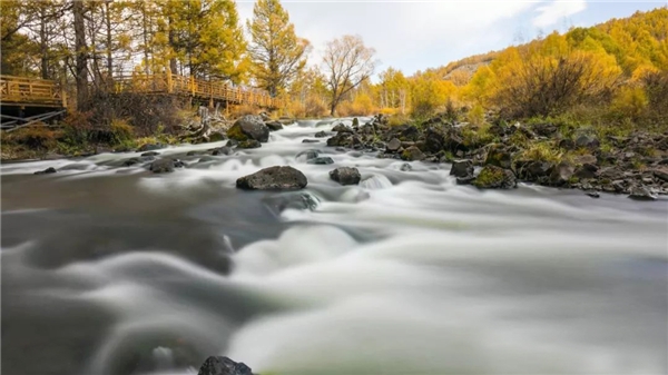 乌兰图雅邀你来阿尔山泡温泉、喝奶茶！