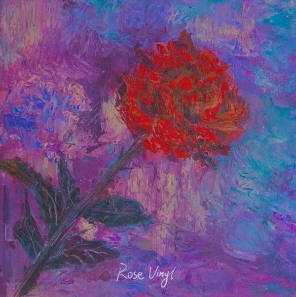 李海珊EP《Rose Vinyl》上线，玫瑰唱机循环播放！