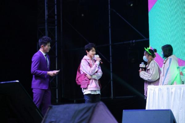 飞儿乐团、张钰琪、钱正昊唱响武汉 2020由你音乐榜校园热LIVE圆满落幕