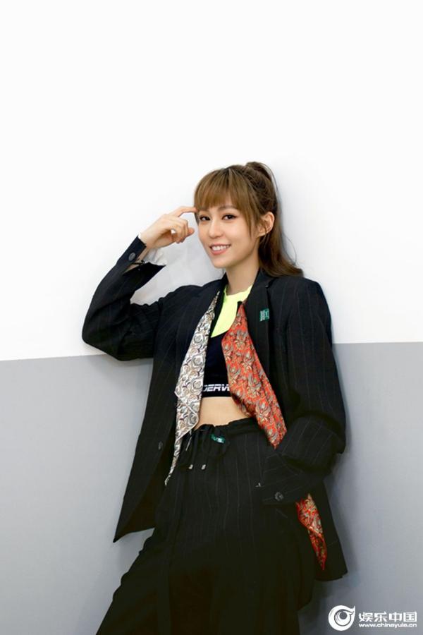 华承妍CHIYO首张个人创作EP《ONE玩!》全网上线 电子舞曲元素让人耳目一新