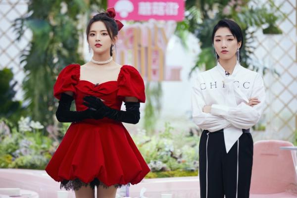 《Beauty小姐》收官:杨超越Yamy搞笑互怼 走心回忆“火少”