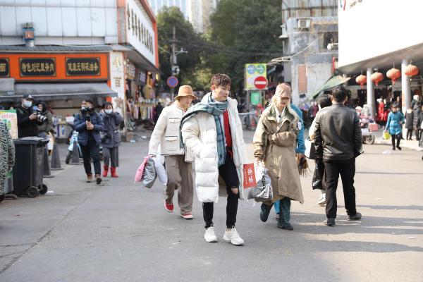 虎牙《我是穿搭王》赛制升级 新年主题穿搭挑战惊喜来袭