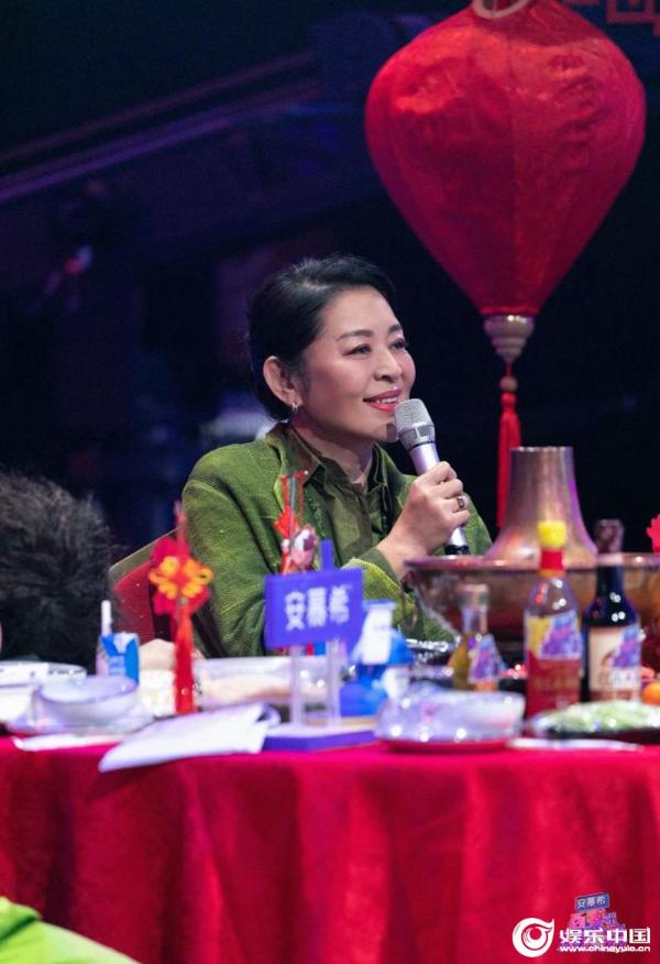 “百变春晚”今晚湖南卫视火热开播 那英、王菲两大天后同台现场