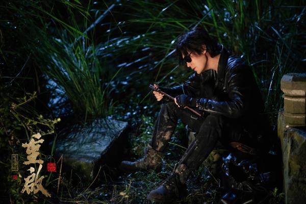 《重启之蛇骨佛蜕》上映 季晨化身打工人黑眼镜再战九头蛇柏