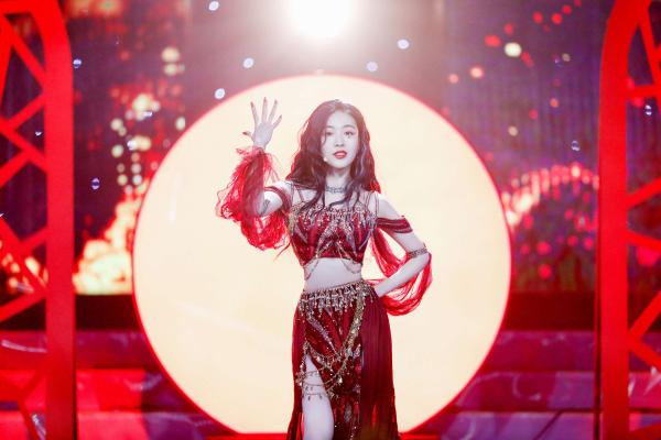 东方卫视《金曲青春》明日首播 六大家族上演“华山论剑”