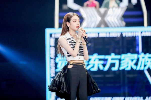 东方卫视《金曲青春》明日首播 六大家族上演“华山论剑”