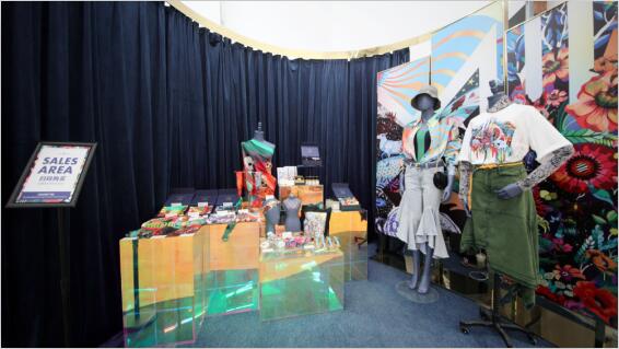 MIIDII谜底印花装置艺术双年展成都举行