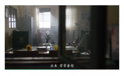 韦小宝丝绸母亲节发布“发圈”宣传片，圈粉无数
