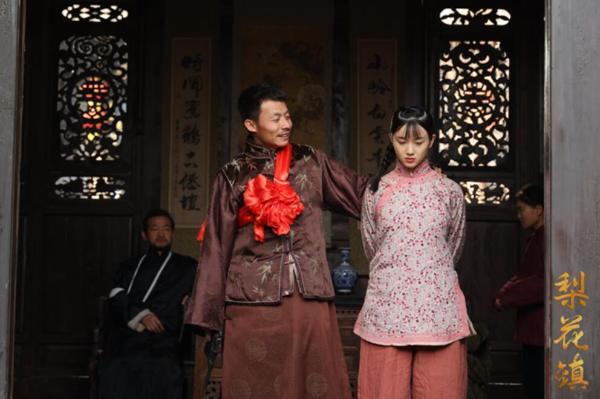 贺雨禾、阳博主演电影《梨花镇》入围上海国际电影节