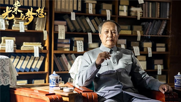 《光荣与梦想》昨晚火爆开播 恢弘展现中国革命光荣历程