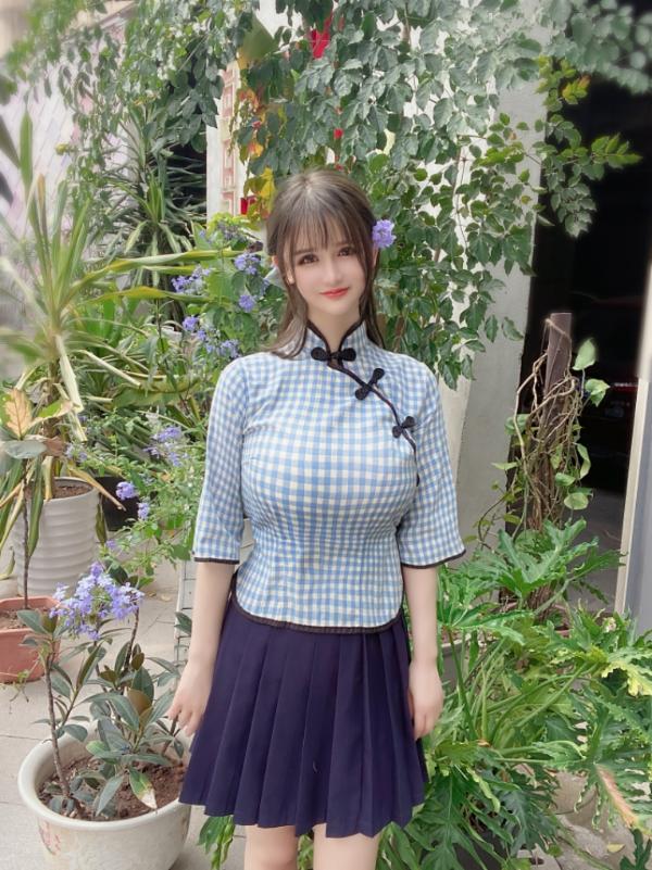 新晋演员叶幂儿写真曝光，傲人上围引人遐想