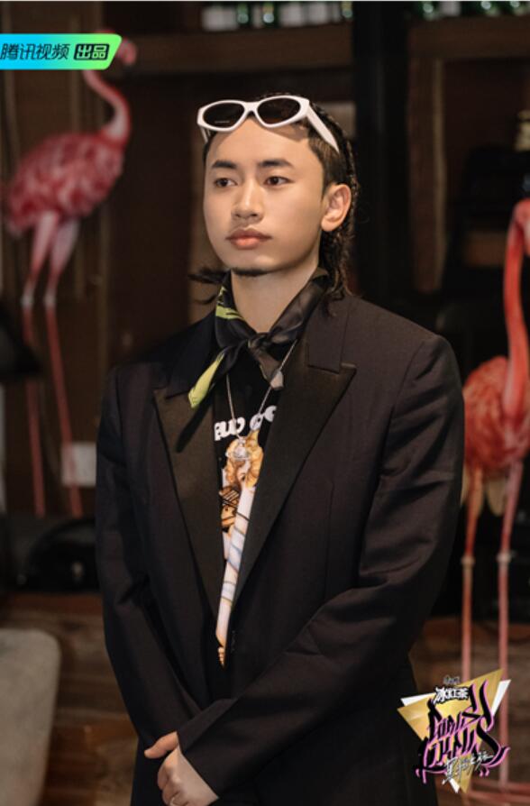《黑怕女孩》举行媒体发布会 节目高光片段赢得respect