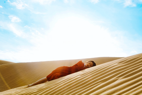 2021世界旅游小姐巴彦淖尔拍摄沙漠大片