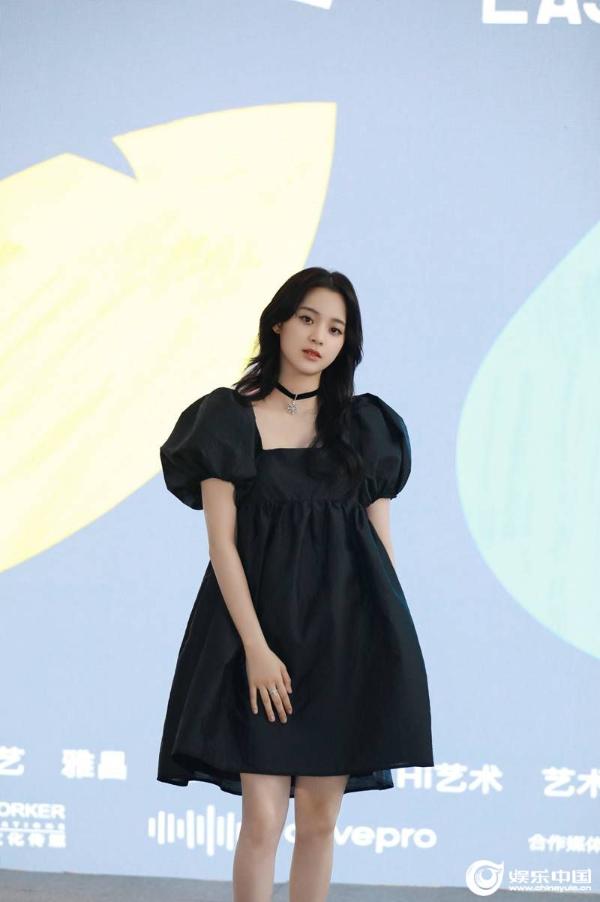 欧阳娜娜跨界艺术展上海开幕 首张专辑《NANA 藏》同上线