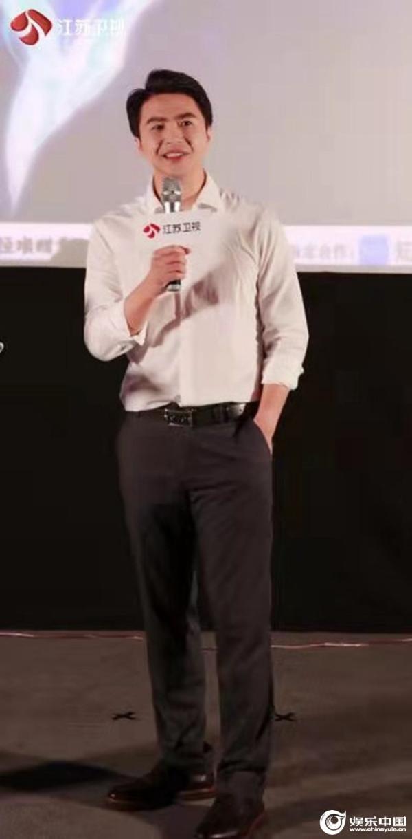 《超脑少年团》抢先看片获媒体热捧 魏坤琳陈铭助少年解锁“未来力”