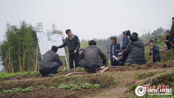 专家共聚《百炼成钢》研讨会 热烈“争鸣”点赞艺术初心