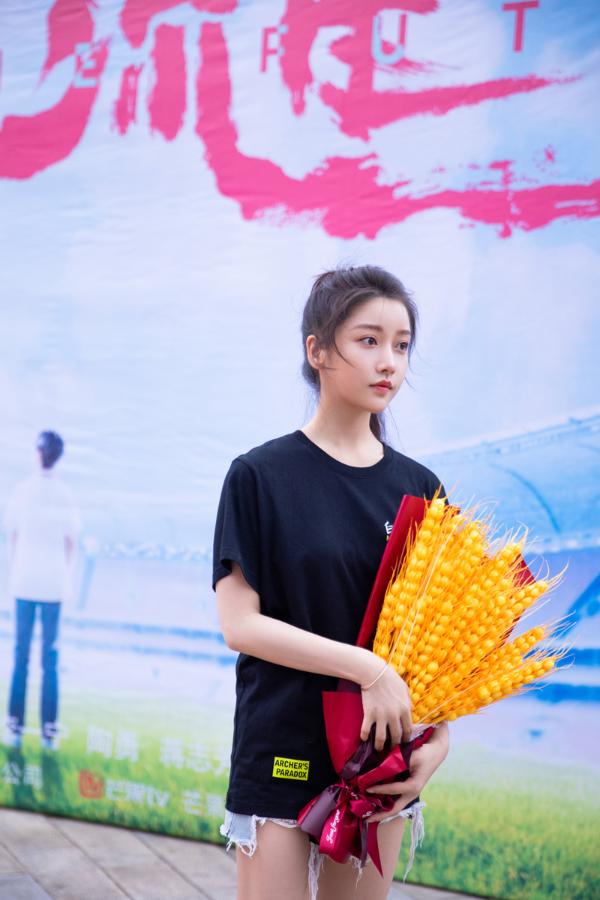 姜贞羽主演新剧开机 开启逐梦少女成长爱恋