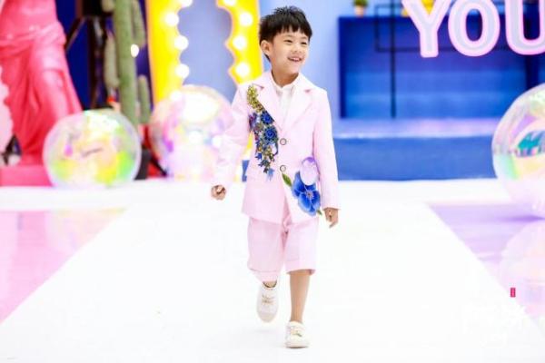 2021阳光少年模特风采秀在京圆满落幕