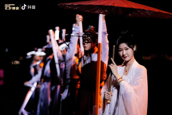 从抖音走出来的国风创作者 登上了央视七夕晚会的舞台