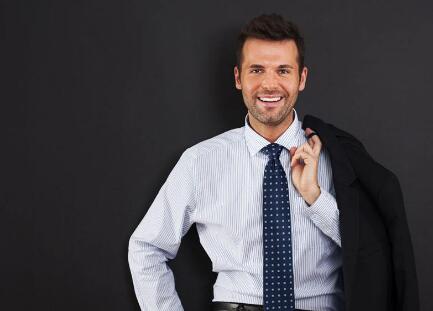 男性的最佳生育年龄是多少？夫妻如何提高受孕率