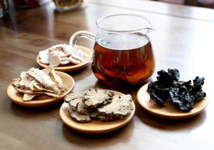 四物汤适合什么人喝 服用时有哪些注意事项