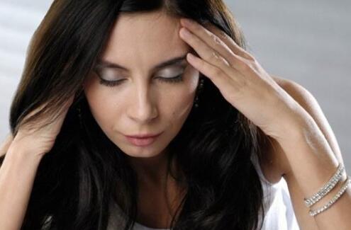 女性绝经年龄是在什么时候 四个原因会提前绝经