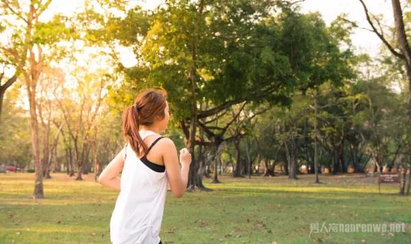 空腹晨跑是健康的吗 如何成为一名健康的晨跑者