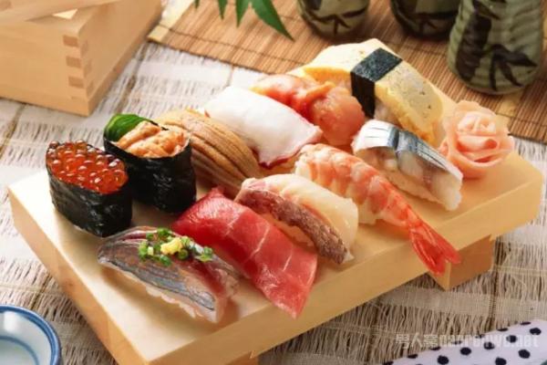 自助餐吃100盘寿司被拉黑 在家怎么做出好吃的寿司?