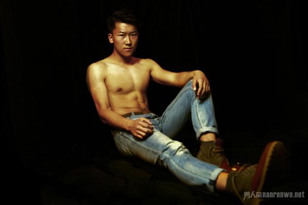 男士应该如何保持身体肌肉？用对方法让你永远做肌肉男