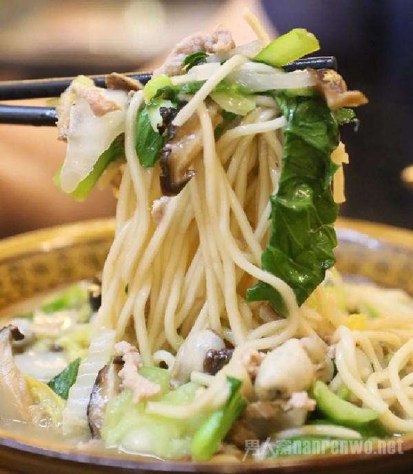 莆田特色美食太美味 一碗莆田卤面一碗炝肉闻名中国